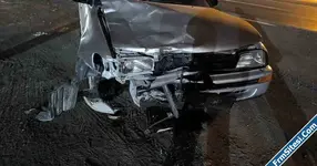 Hatayda motosiklet ile otomobil çarpıştı 1i ağır 2 yaralı-1.webp