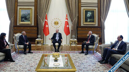 Cumhurbaşkanı Erdoğan DEM Parti heyetini kabul etti Kritik görüşmeden ilk fotoğraf-1.jpg Cumhurbaşkanı Erdoğan DEM Parti heyetini kabul etti Kritik görüşmeden ilk fotoğraf-1.jpg