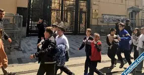 Rusya ve ABD heyetleri ikinci kez bir araya geldi 5 buçuk saatlik görüşme yapıldı-1.webp Rusya ve ABD heyetleri ikinci kez bir araya geldi 5 buçuk saatlik görüşme yapıldı-1.webp