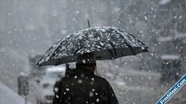 Türkiyeyi Nisan karı vurdu Okullar tatil seferler iptal-1.jpg