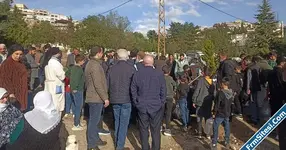 Zevye Mezarlığında şaşkınlık yaratan olay Mezardan ses geldiği iddiasıyla mezar açıldı-1.webp Zevye Mezarlığında şaşkınlık yaratan olay Mezardan ses geldiği iddiasıyla mezar açıldı-1.webp