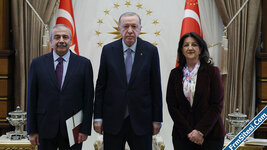 Erdoğana 13 maddelik talep listesi sunuldu iddiasına DEM Parti ve DMMden açıklama-1.jpg Erdoğana 13 maddelik talep listesi sunuldu iddiasına DEM Parti ve DMMden açıklama-1.jpg