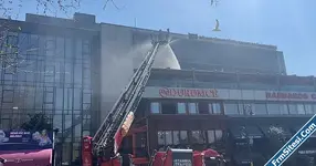 İstanbul Beşiktaşta panik anları Kafede yangın çıktı-1.webp