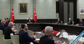 Başkan Erdoğan Kabineyi topluyor Gündem Terörsüz Türkiye İşte masadaki diğer konular-1.webp Başkan Erdoğan Kabineyi topluyor Gündem Terörsüz Türkiye İşte masadaki diğer konular-1.webp