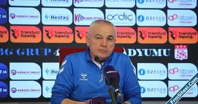 Rıza Çalımbaydan Fenerbahçe maçı sonrası tepki-1.webp Rıza Çalımbaydan Fenerbahçe maçı sonrası tepki-1.webp
