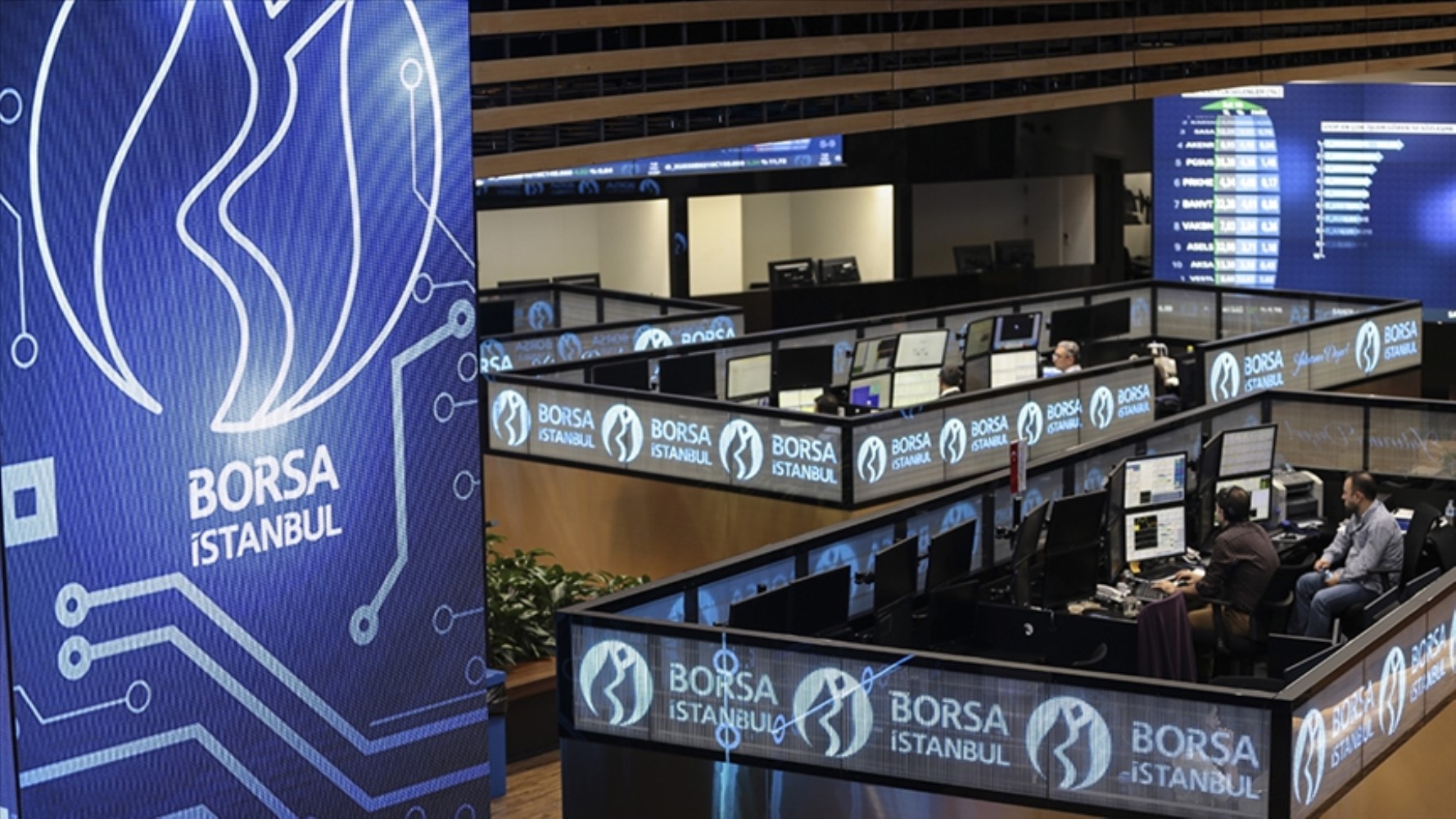 084921731-borsa-9.jpg