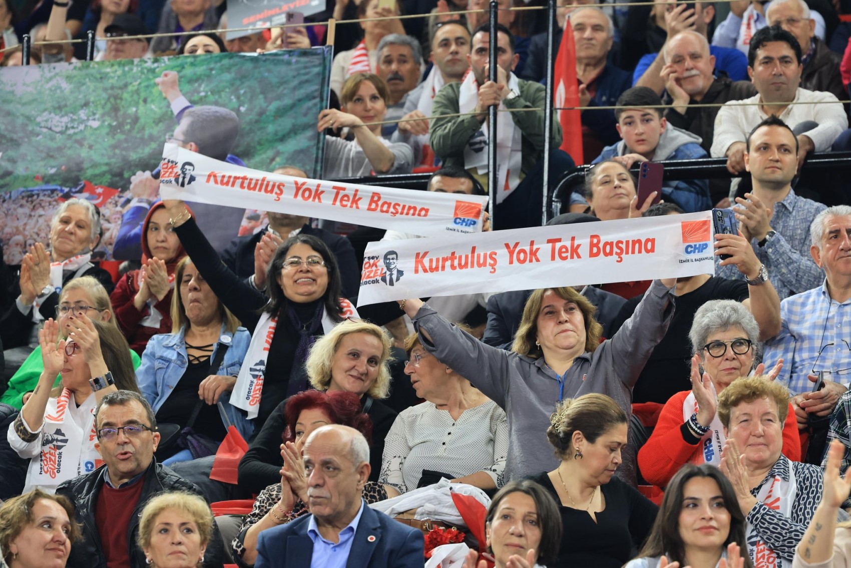 135506055-ekremimamoglu2.jpg