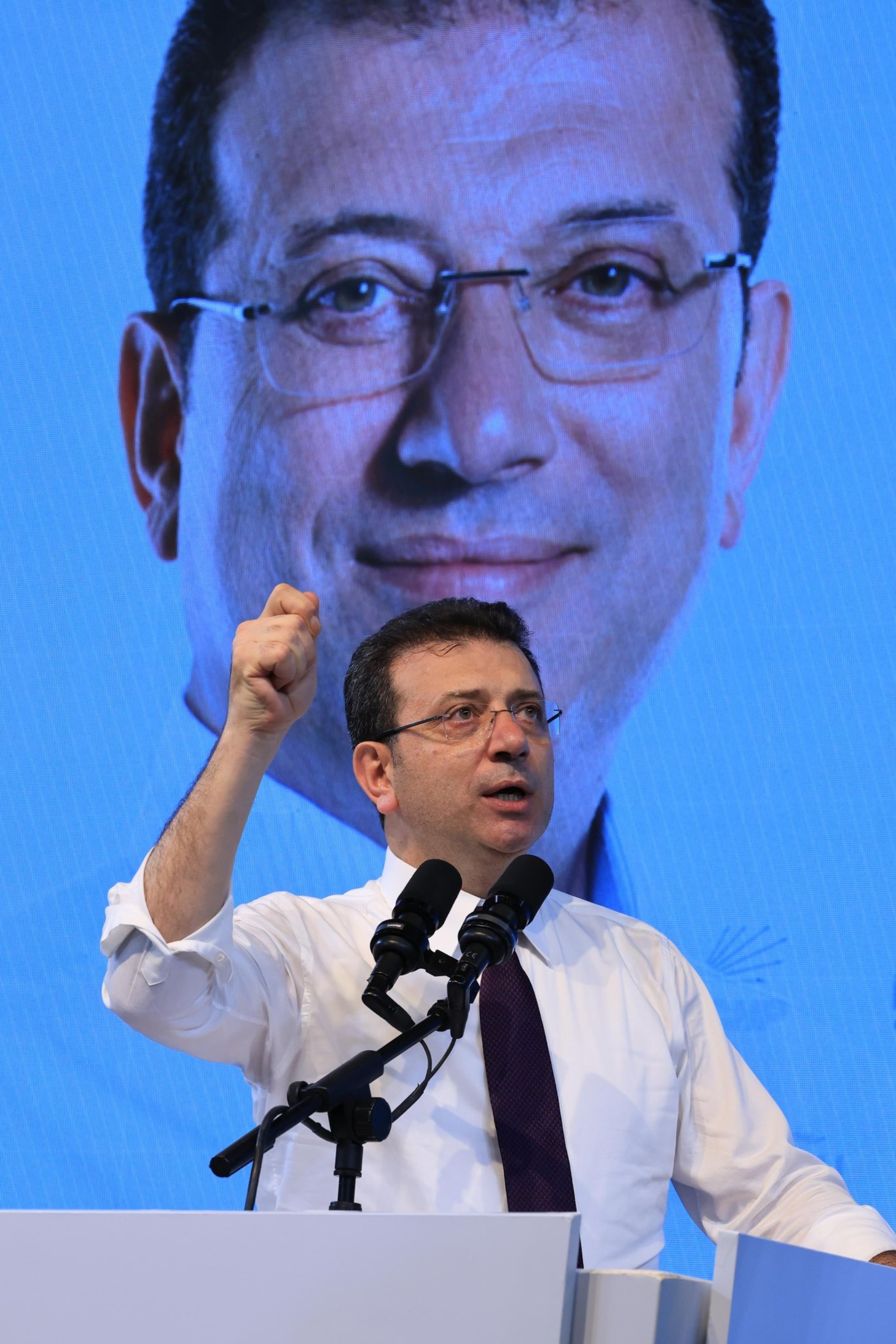 135452930-ekremimamoglu.jpg
